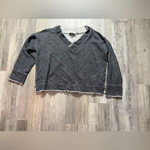 Jones New York Gray V-Neck Sweater Relaxed Fit casual lightweight
